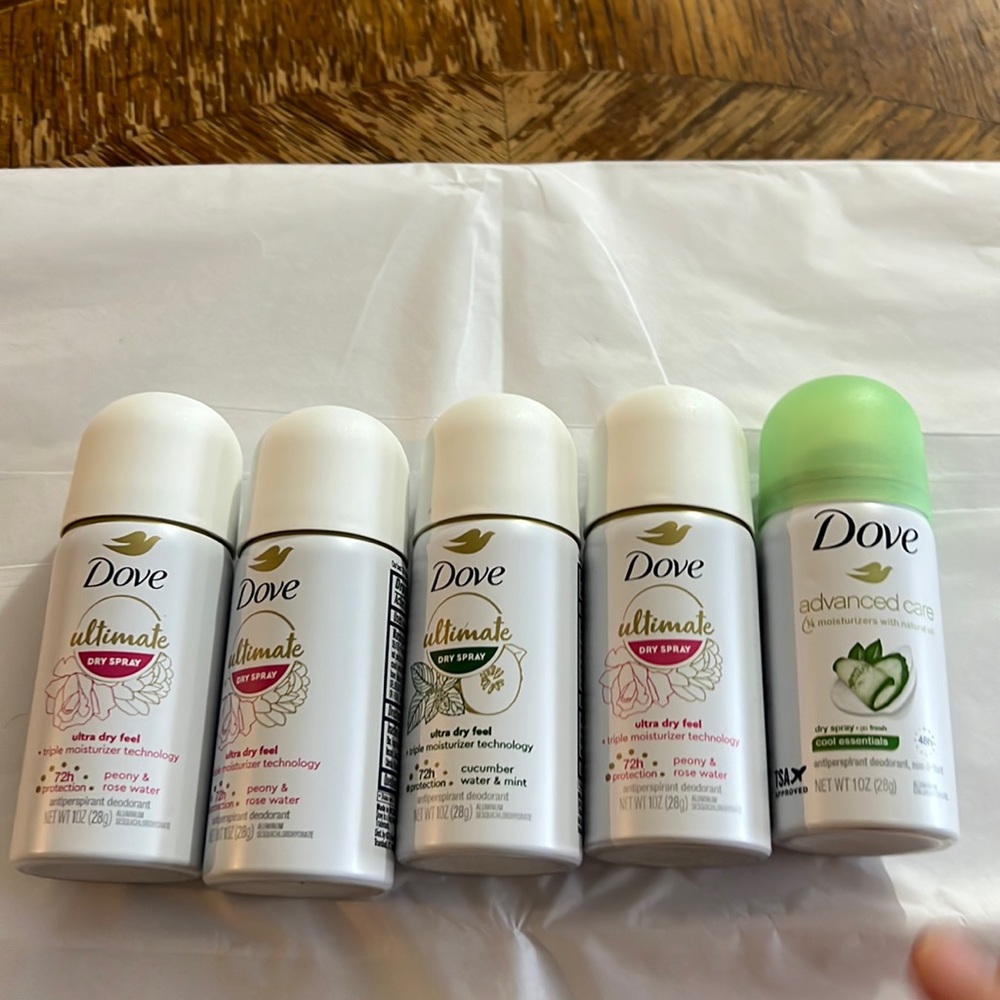 Travel size DOVE dry spray